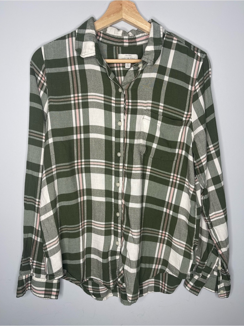 Lucky Brand Olive Green Plaid Flannel Button Down Shirt (Medium)
